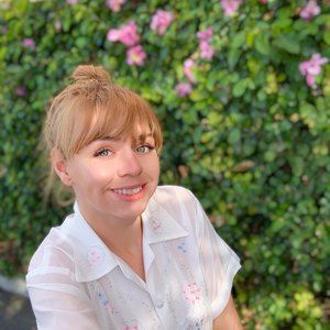 Meet your Posher, Emilee